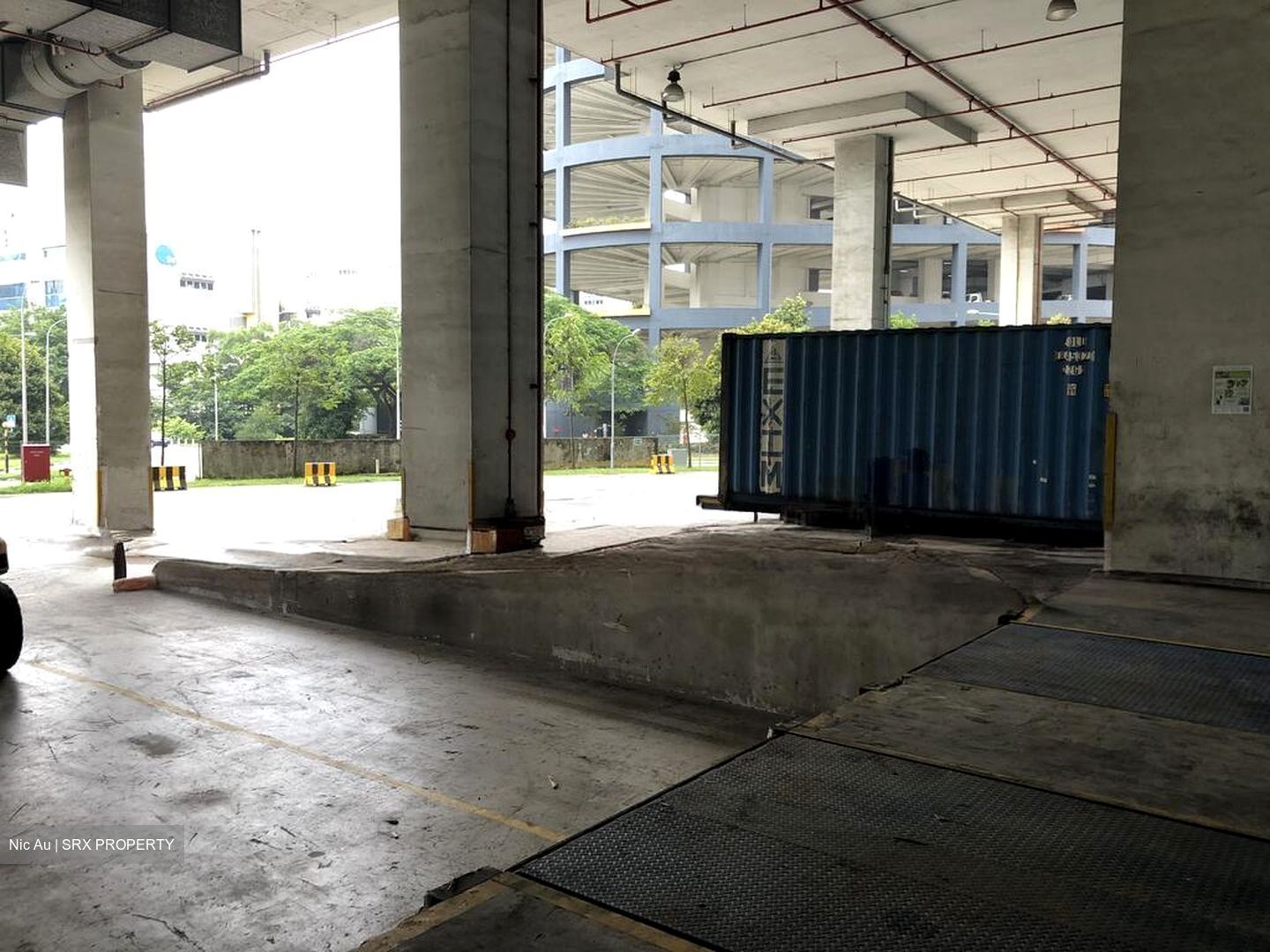 West Park Bizcentral (D22), Warehouse #575459781